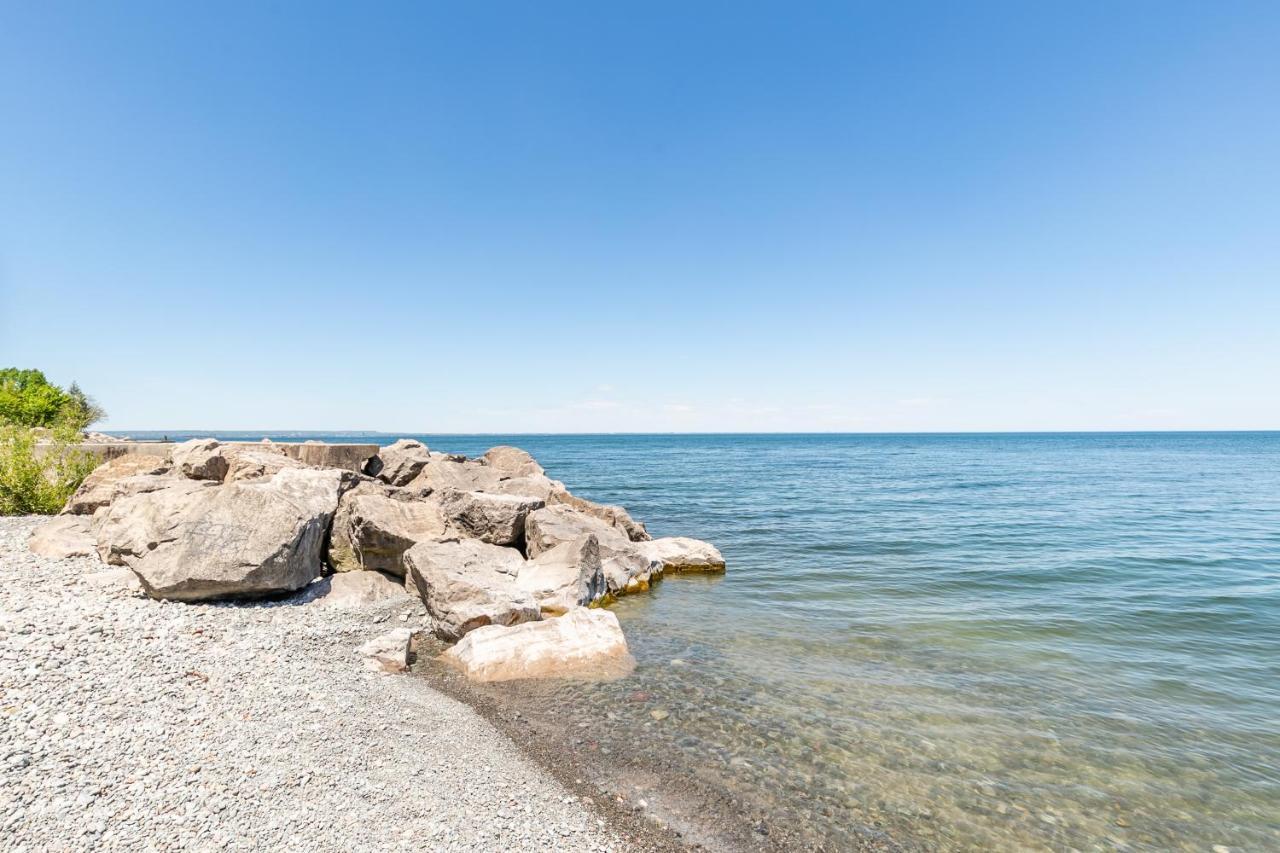 Modern Hamilton Homes Lake Ontario Shore By Globalstay Esterno foto