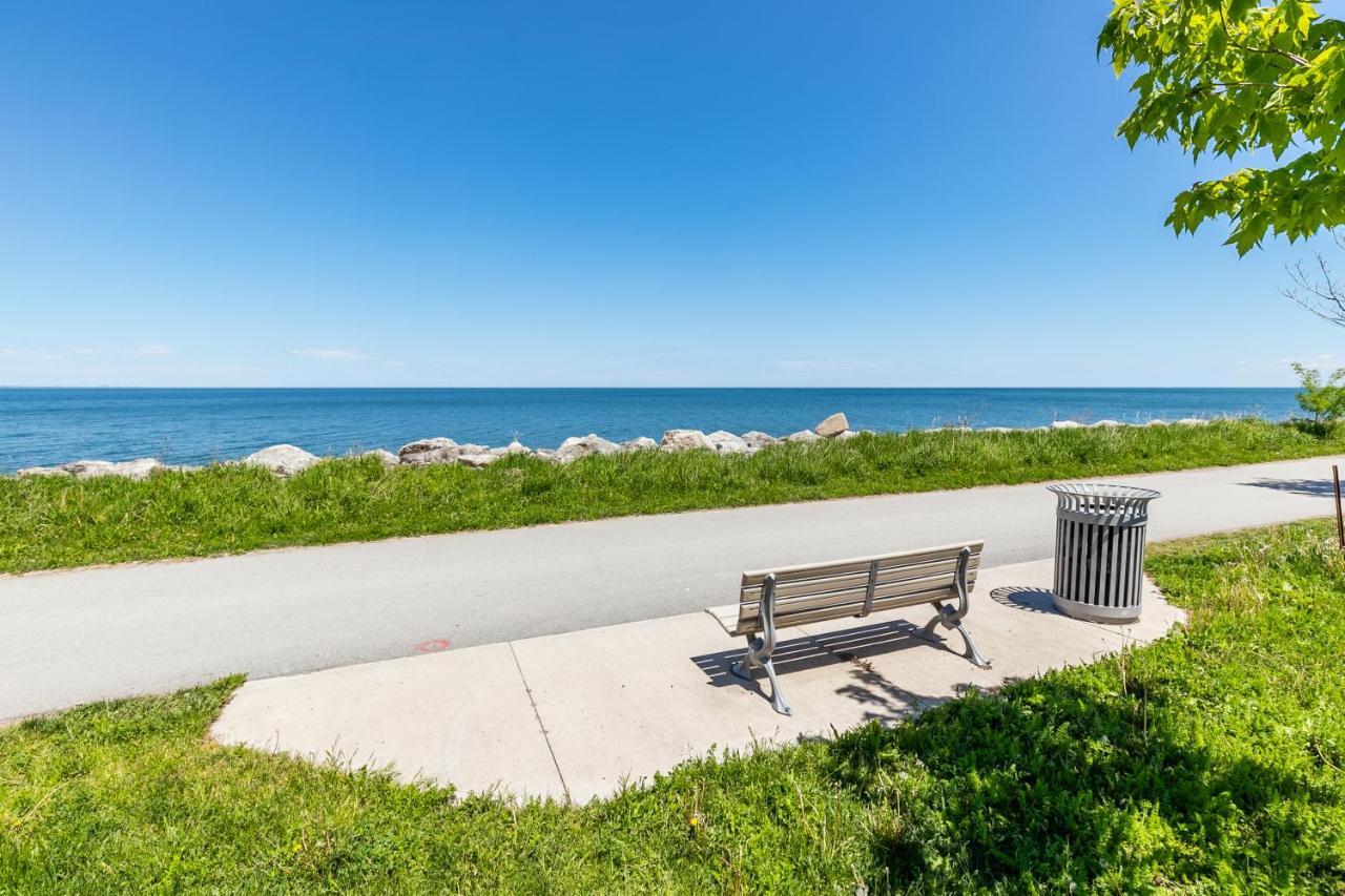 Modern Hamilton Homes Lake Ontario Shore By Globalstay Esterno foto