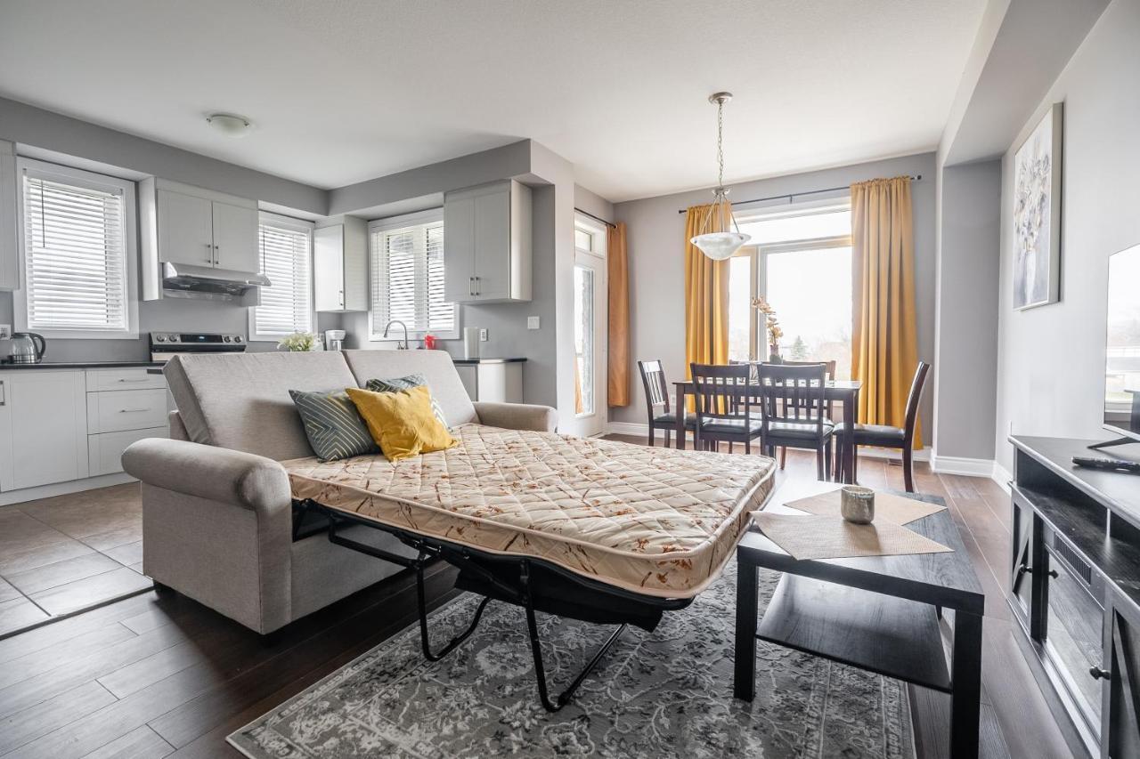 Modern Hamilton Homes Lake Ontario Shore By Globalstay Esterno foto